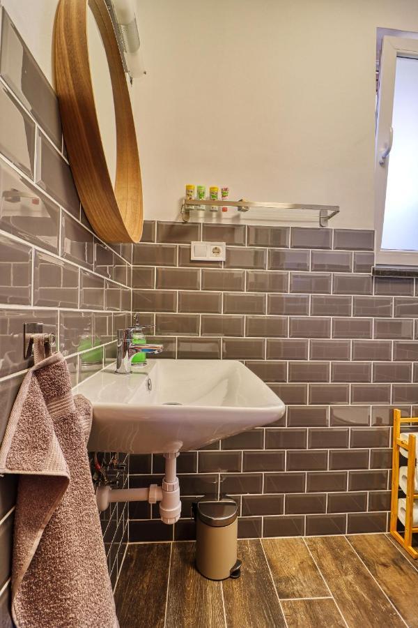 Barka Apartman エゲル エクステリア 写真