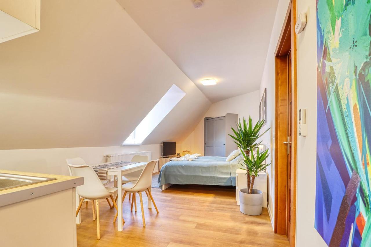 Barka Apartman エゲル エクステリア 写真
